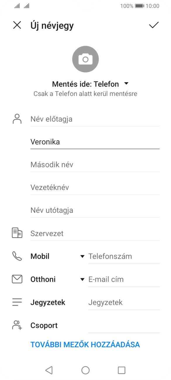 Kattints a Vezetéknév mezőre, és írd be a kívánt vezetéknevet.