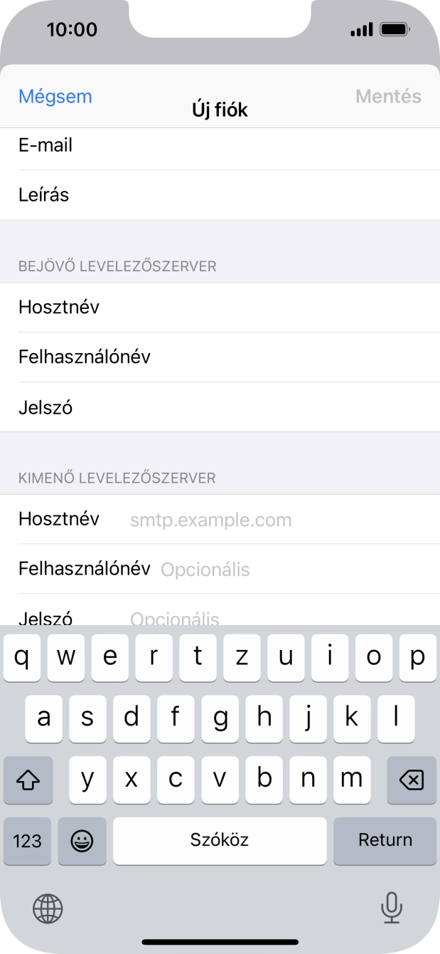 Kattints a Hosztnév mezőre, és írd be az e-mail szolgáltatód kimenő szerverének a nevét.