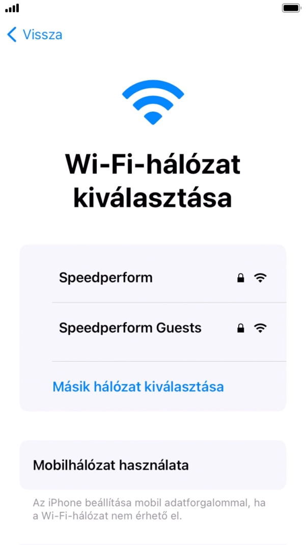 Válaszd ki a kívánt Wi-Fi hálózatot.
