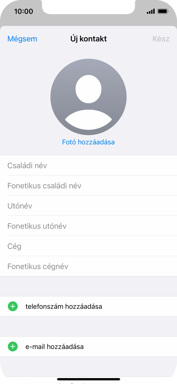 Kattints az Utónév mezőre, és írd be a kívánt utónevet.