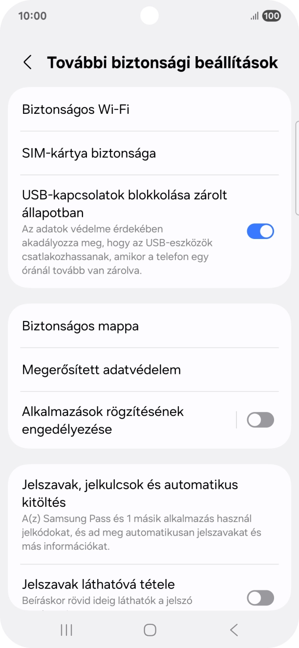 Válaszd a SIM-kártya biztonsága lehetőséget. Válaszd a SIM-kártya biztonsága lehetőséget.
