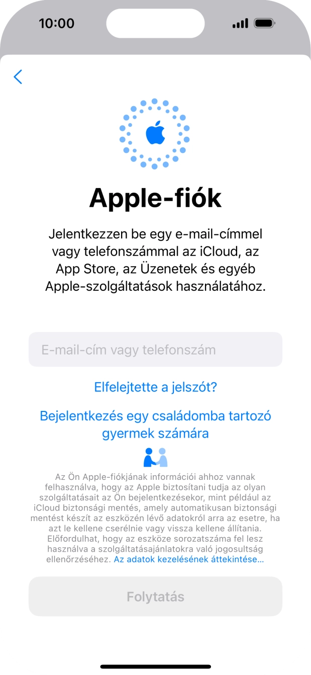 Válaszd az E-mail-cím vagy telefonszám lehetőséget, és írd be a az Apple ID-dhoz tartozó felhasználónevet. Válaszd az E-mail-cím vagy telefonszám lehetőséget, és írd be a az Apple ID-dhoz tartozó felhasználónevet.