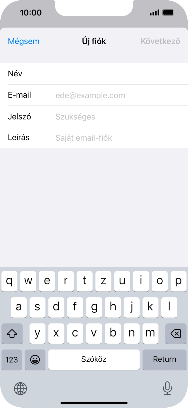 Kattints az E-mail mezőre, és írd be az e-mail címedet.