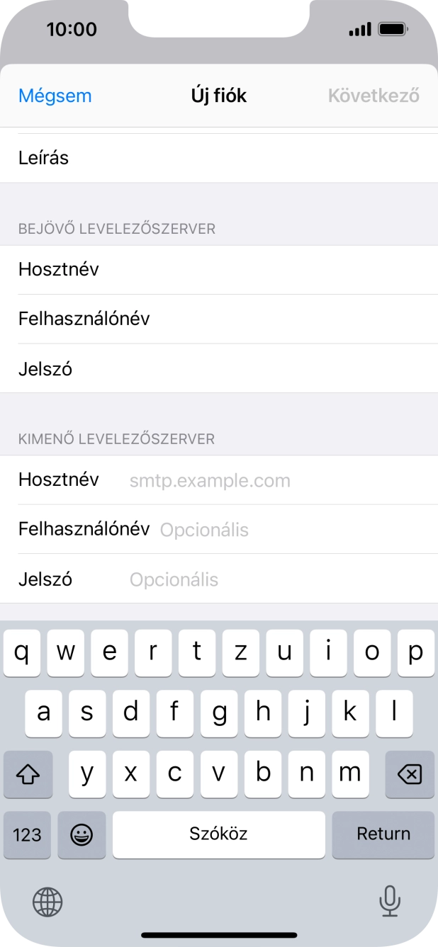 Kattints a Hosztnév mezőre, és írd be az e-mail szolgáltatód kimenő szerverének a nevét.