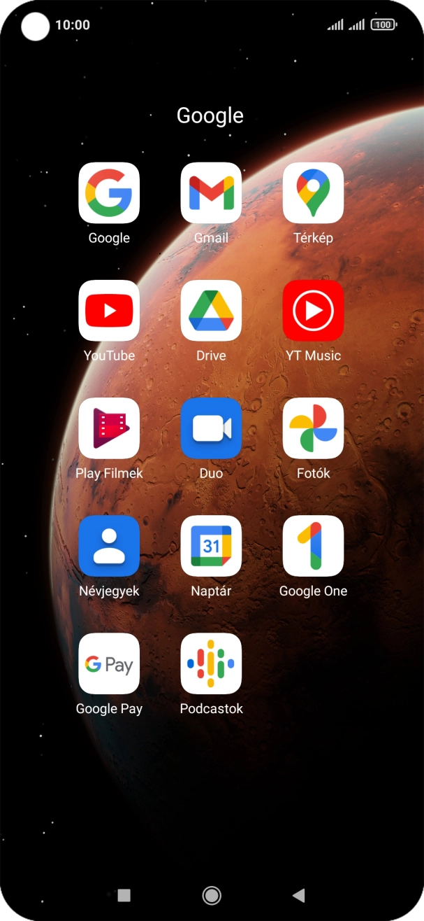 Válaszd a Névjegyek lehetőséget.