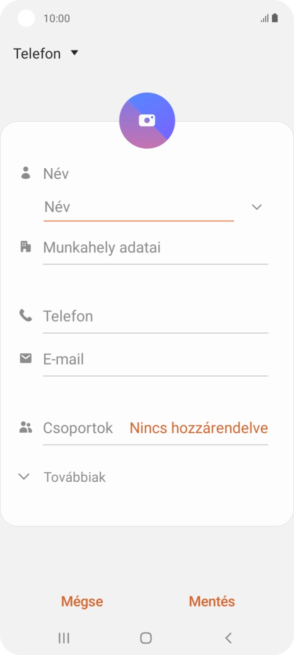Nyisd le a névjegyzéknél legördülő menüt. Nyisd le a névjegyzéknél legördülő menüt.