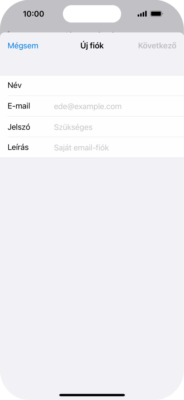 Kattints az E-mail mezőre, és írd be az e-mail címedet.