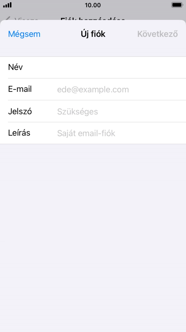Kattints az E-mail mezőre, és írd be az e-mail címedet.