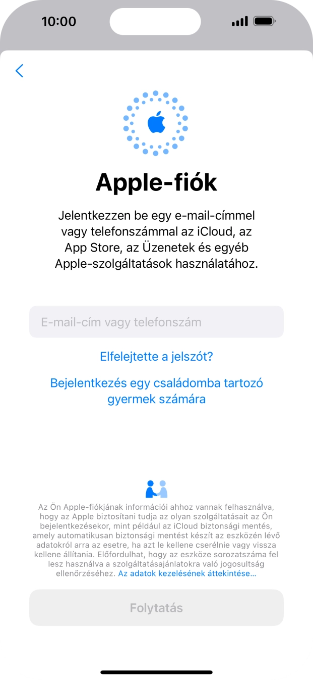 Válaszd az E-mail-cím vagy telefonszám lehetőséget, és írd be a az Apple ID-dhoz tartozó felhasználónevet. Válaszd az E-mail-cím vagy telefonszám lehetőséget, és írd be a az Apple ID-dhoz tartozó felhasználónevet.