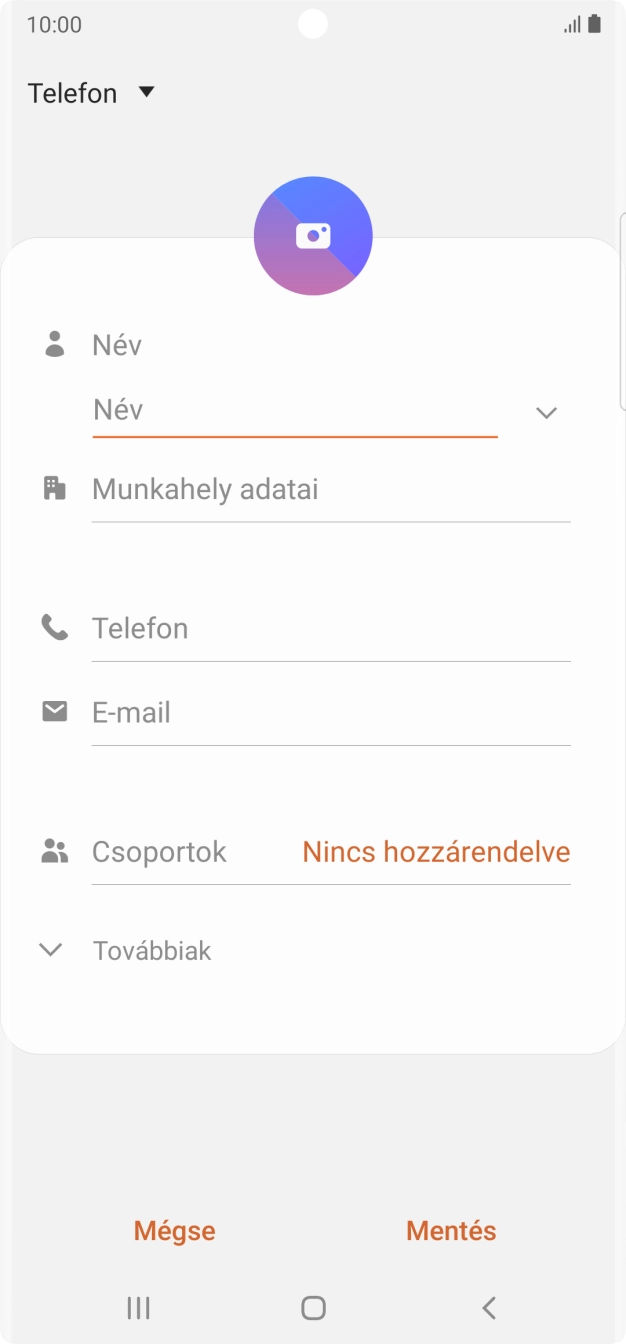 Nyisd le a névjegyzéknél legördülő menüt. Nyisd le a névjegyzéknél legördülő menüt.
