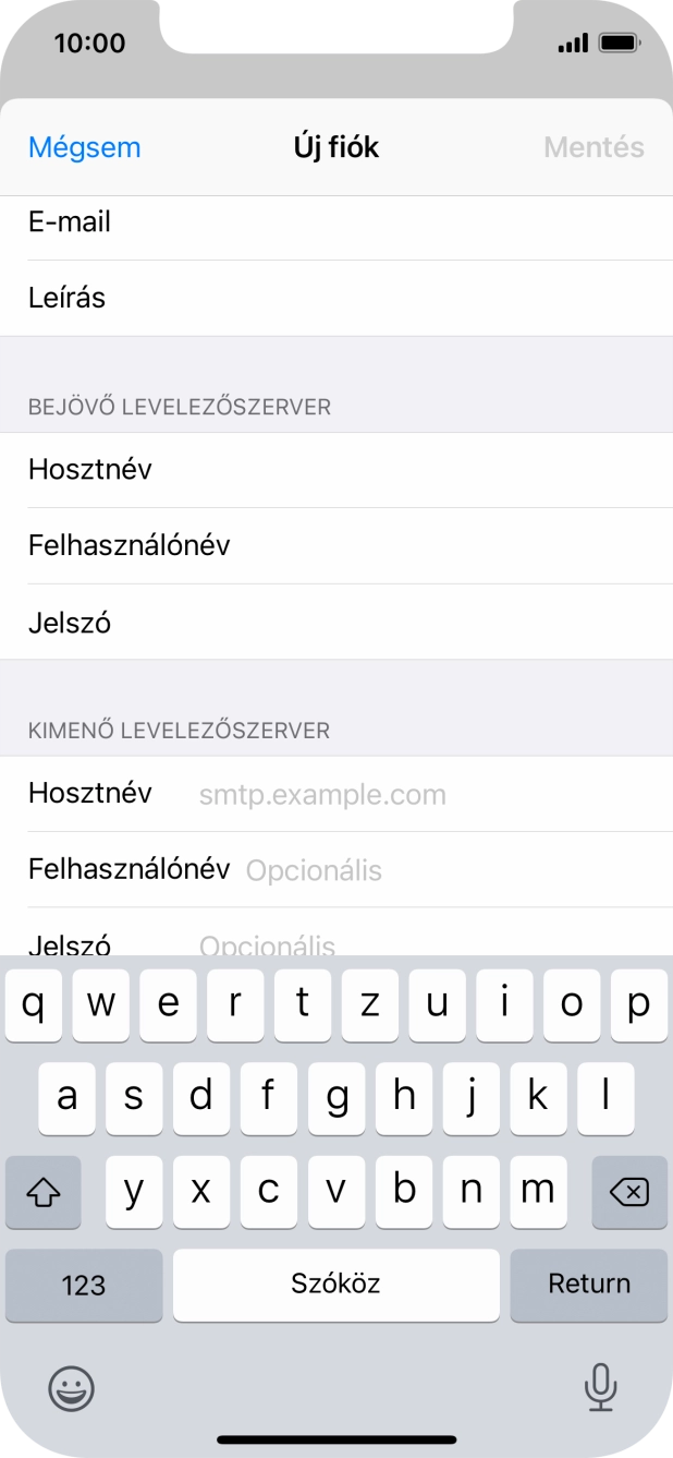 Kattints a Hosztnév mezőre, és írd be az e-mail szolgáltatód kimenő szerverének a nevét.