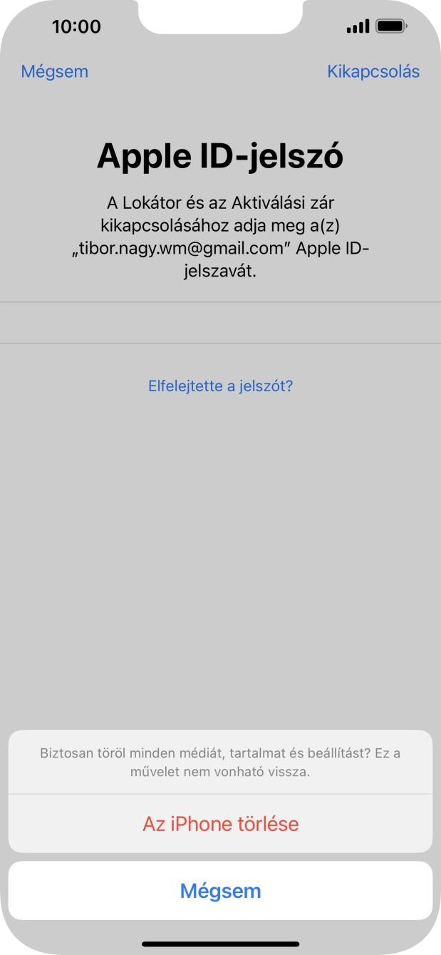 Írd be az Apple ID-hoz tartózó jelszót, és válaszd Az iPhone törlése lehetőséget. Várj egy kicsit, amíg a telefon visszaállítja a gyári beállításokat. A telefon konfigurálásához és ahhoz, hogy üzemkész állapotba hozd, kövesd a képernyőn megjelenő utasításokat.