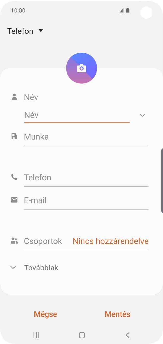 Nyisd le a névjegyzéknél legördülő menüt. Nyisd le a névjegyzéknél legördülő menüt.