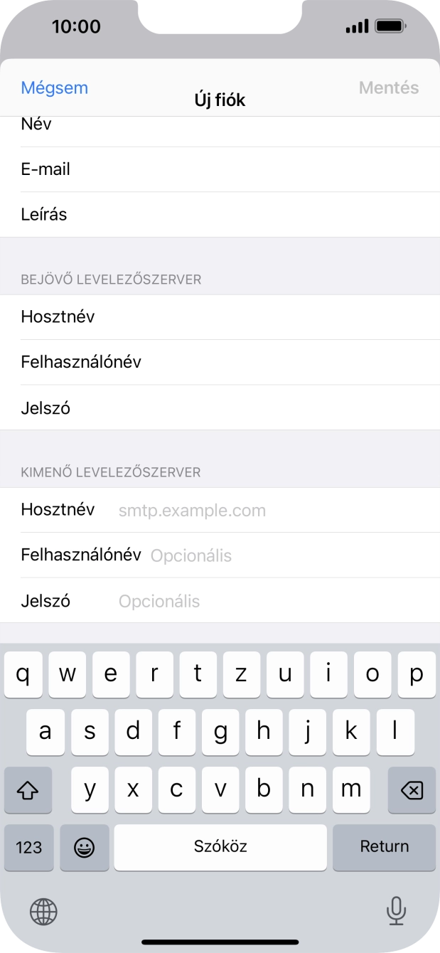 Kattints a Hosztnév mezőre, és írd be az e-mail szolgáltatód kimenő szerverének a nevét.