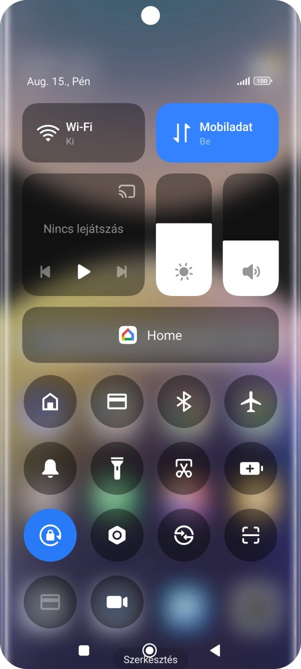 Kattints az adatkapcsolatok ikonra a funkció be- vagy kikapcsolásához.