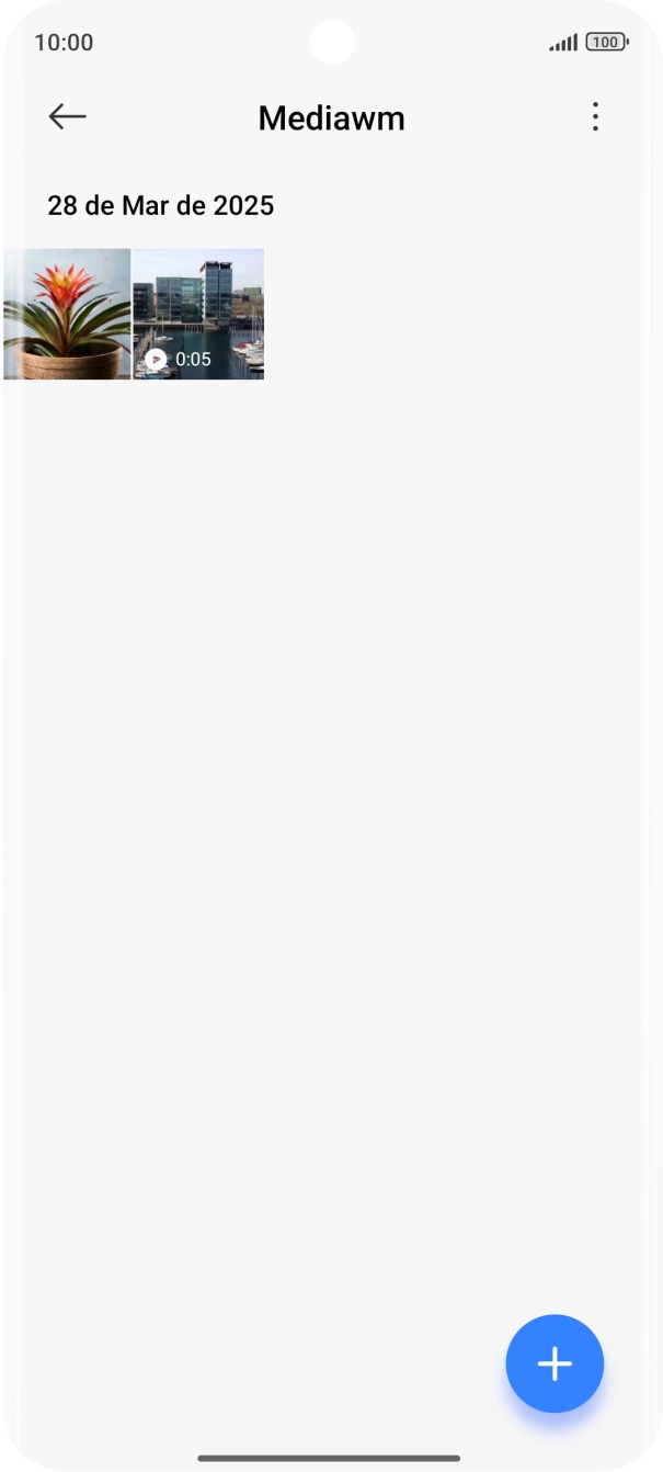 Prima durante um momento uma imagem ou um vídeo.