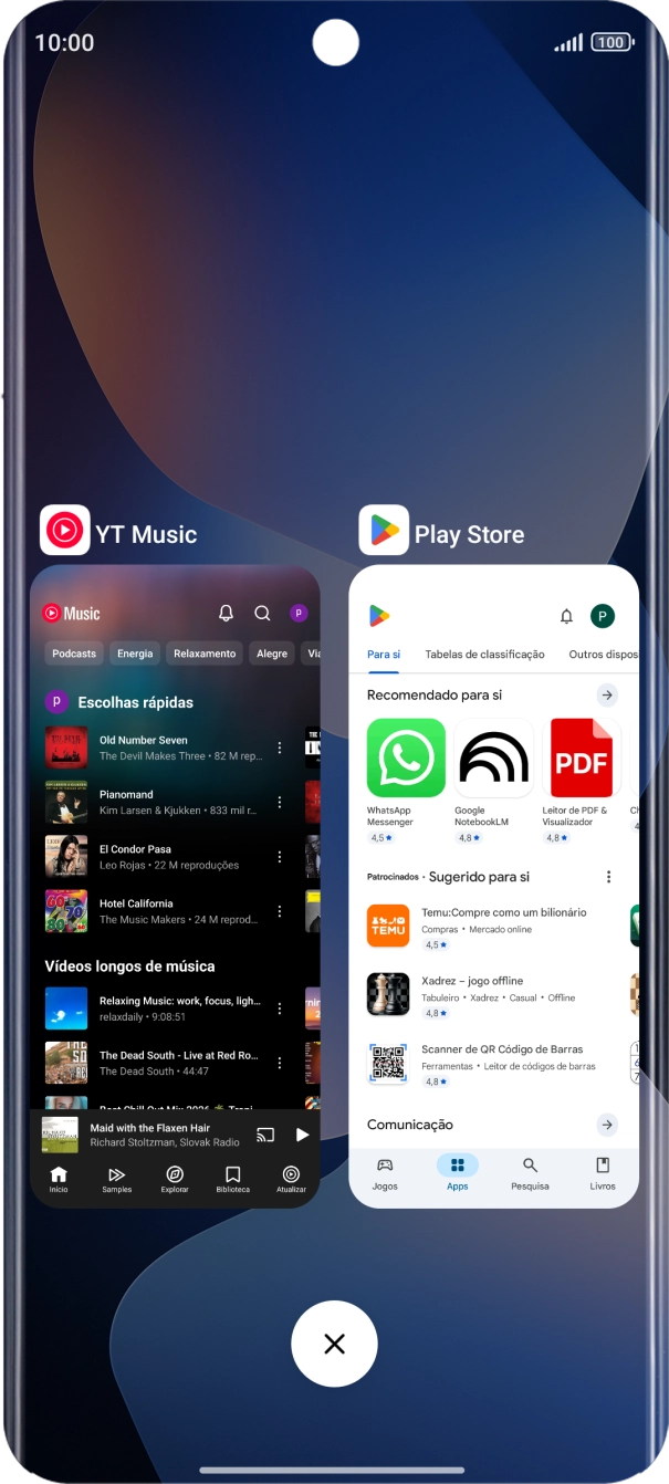 Para terminar uma aplicação em curso, deslize o dedo para a direita na aplicação pretendida.