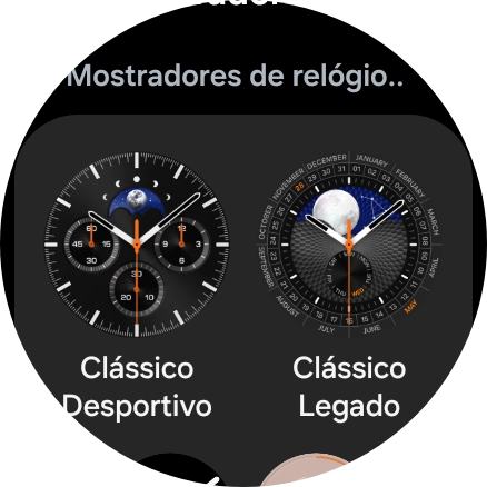 Para ver os mostradores de relógio disponíveis, deslize o dedo para cima ou para baixo.
