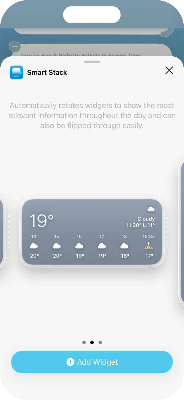 Slide your finger right or left on the screen to select the required widget size. Slide your finger right or left on the screen to select the required widget size.