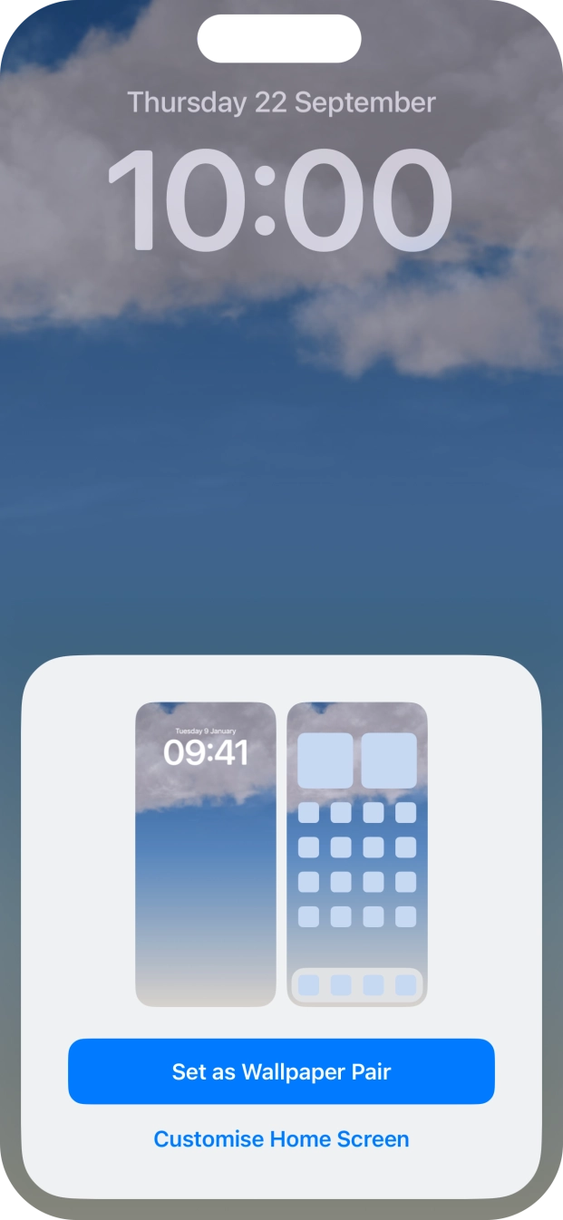 To use the same colour theme on the home screen, press Set as Wallpaper Pair. To use the same colour theme on the home screen, press Set as Wallpaper Pair.