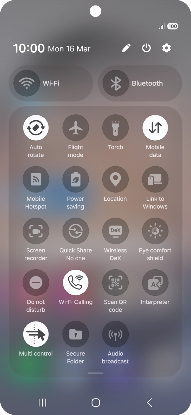 Press the WiFi Calling icon to turn the function on or off. Press the WiFi Calling icon to turn the function on or off.