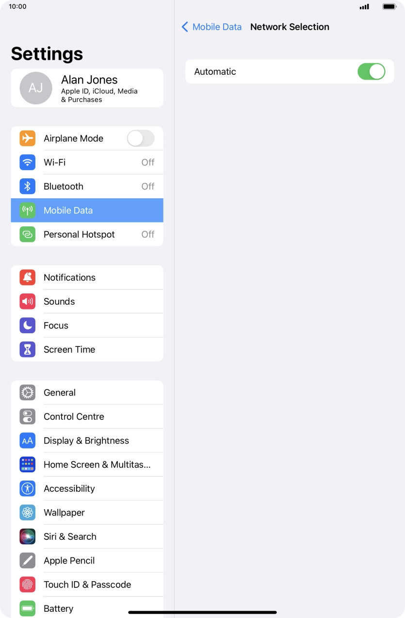 Press the indicator next to 'Automatic' to turn automatic network selection on or off. Press the indicator next to 'Automatic' to turn automatic network selection on or off.