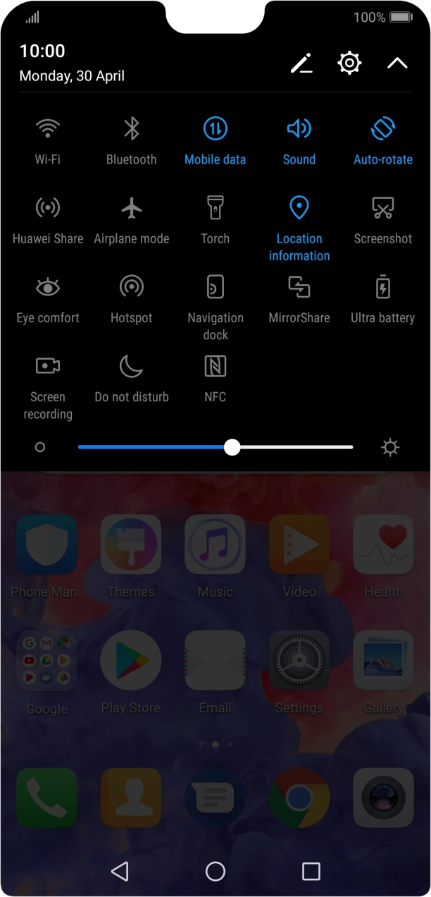 Press Mobile data to turn the function on or off.