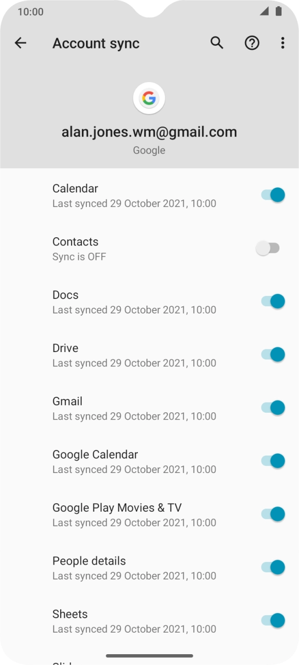 Press the indicator next to 'Contacts' to copy contacts.