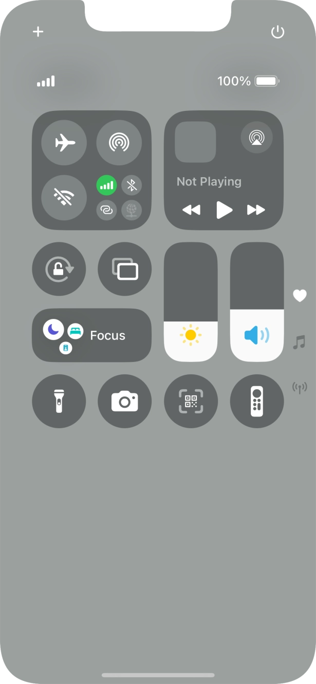 Press the flight mode icon to turn the function on or off. Press the flight mode icon to turn the function on or off.