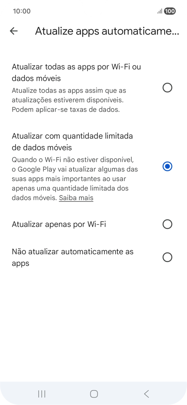 Para ativar a atualização automática de apps via redes móveis, prima Atualizar todas as apps por Wi-Fi ou dados móveis.