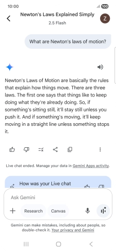 Transcription of the conversation with Gemini Live is now displayed.