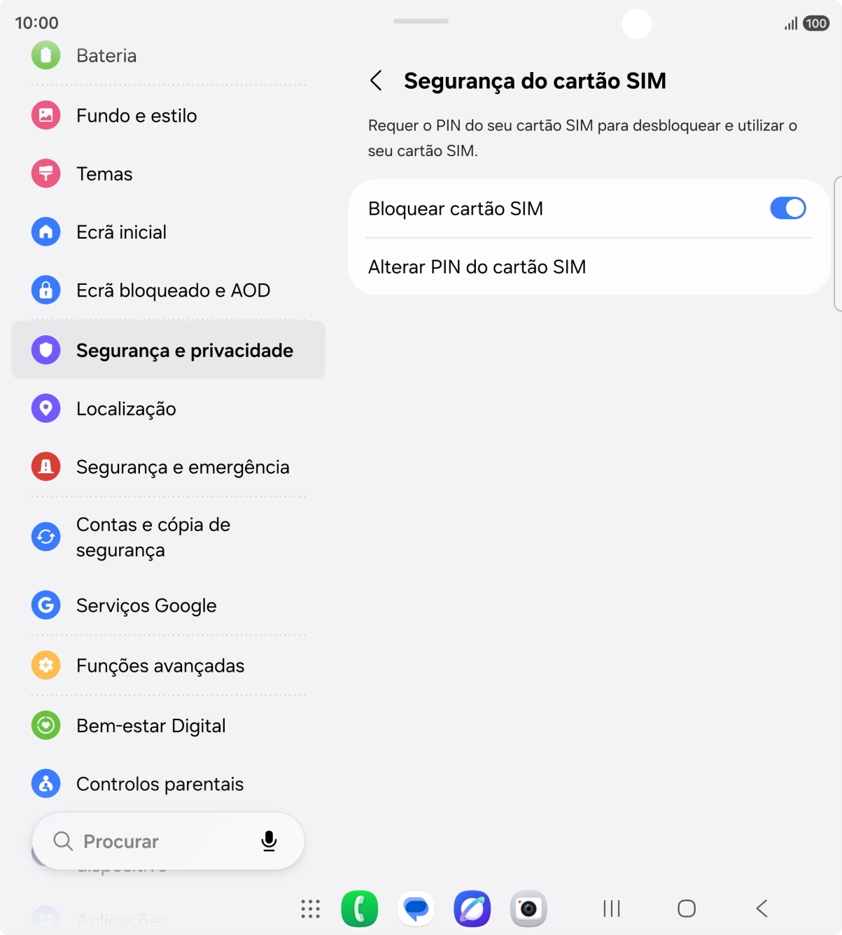 Prima o indicador junto a 