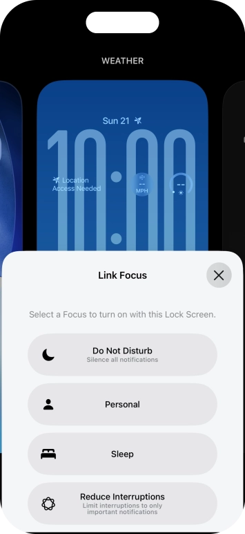 Press the required focus mode.