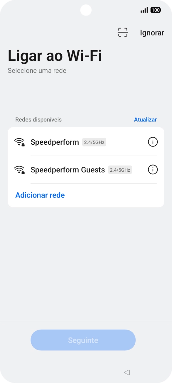 Prima a rede Wi-Fi pretendida.