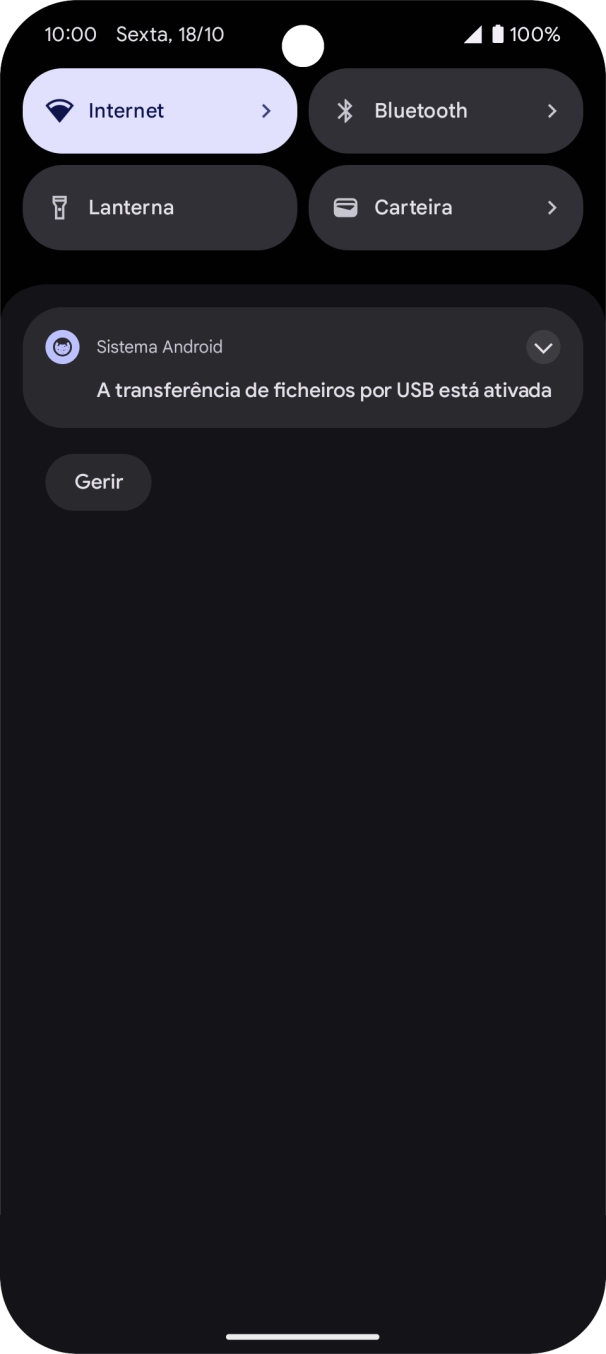 Prima a lista suspensa.