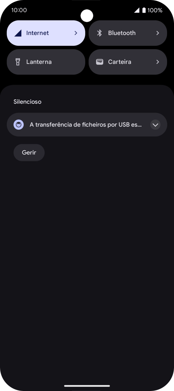 Prima a lista suspensa.