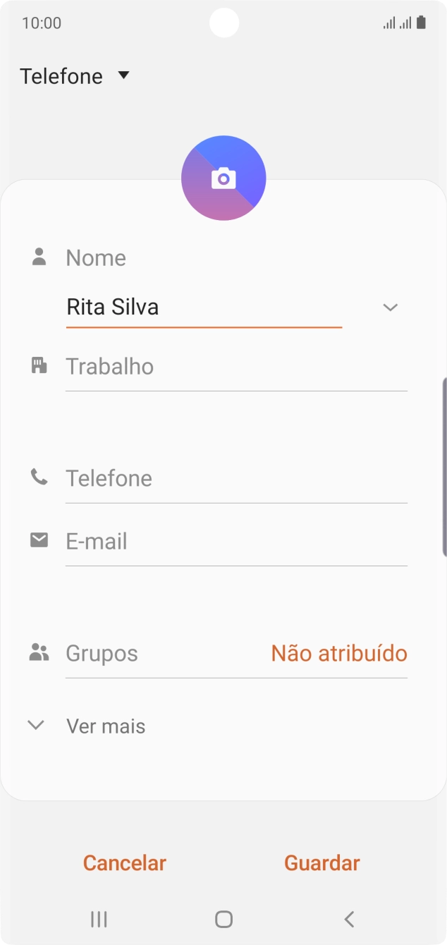 Prima Telefone e introduza o número de telefone pretendido.