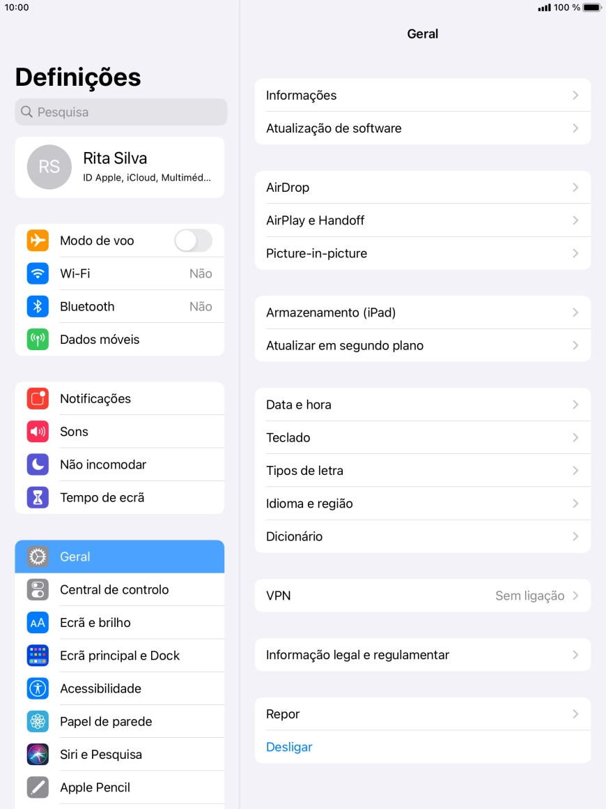 Prima Atualização de software. Se existir uma nova versão de software disponível, será agora indicado no ecrã. Siga as indicações no ecrã para atualizar o software do tablet.