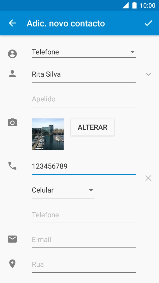 Prima a lista suspensa sob o número de telefone.