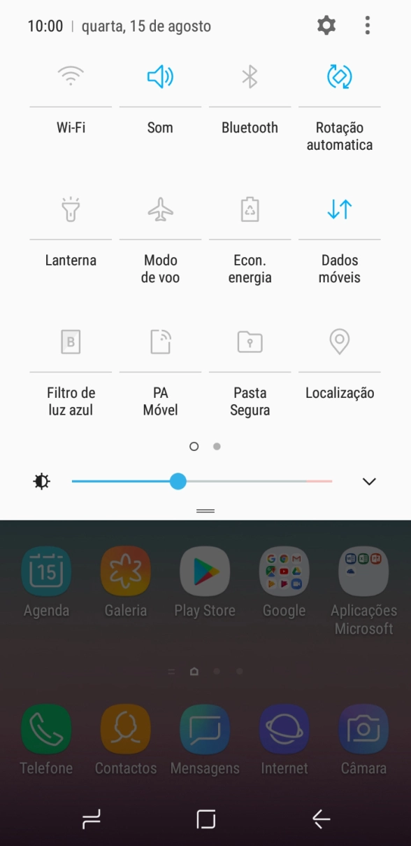 Prima Dados móveis para ativar ou desativar a função.