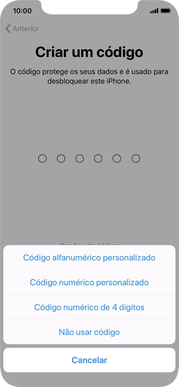 Siga as indicações no ecrã para ativar a utilização do código de bloqueio do telefone ou prima Não usar código.