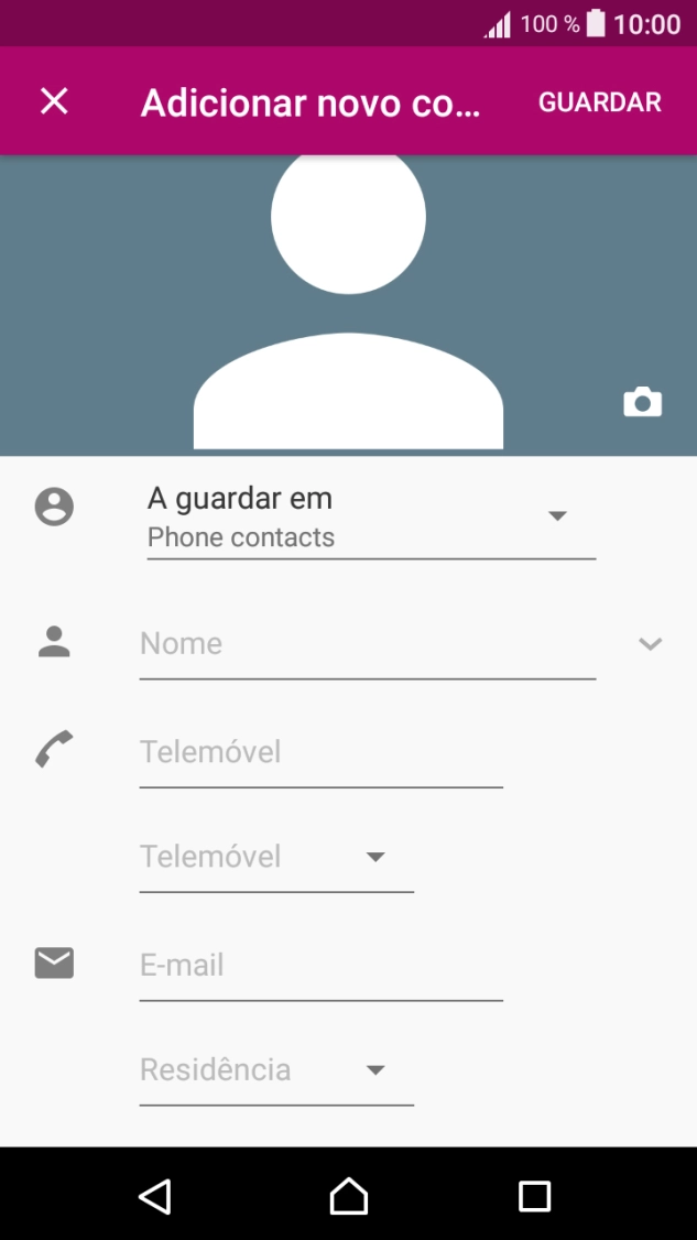 Prima a lista suspensa da lista de contactos.