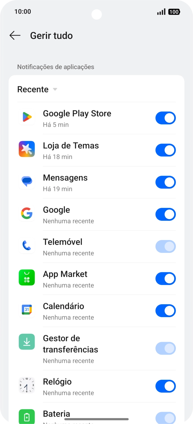 Prima a lista suspensa.