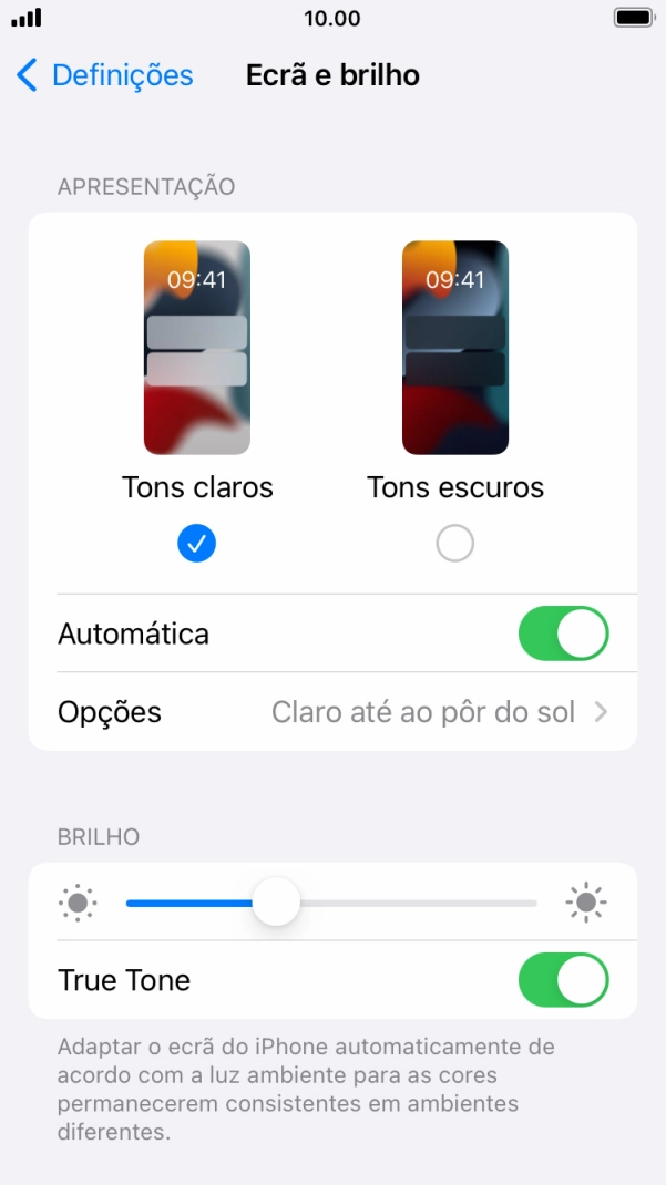 Quando ativar a função, prima Opções e siga as indicações no ecrã para escolher o período pretendido para o Modo Escuro.
