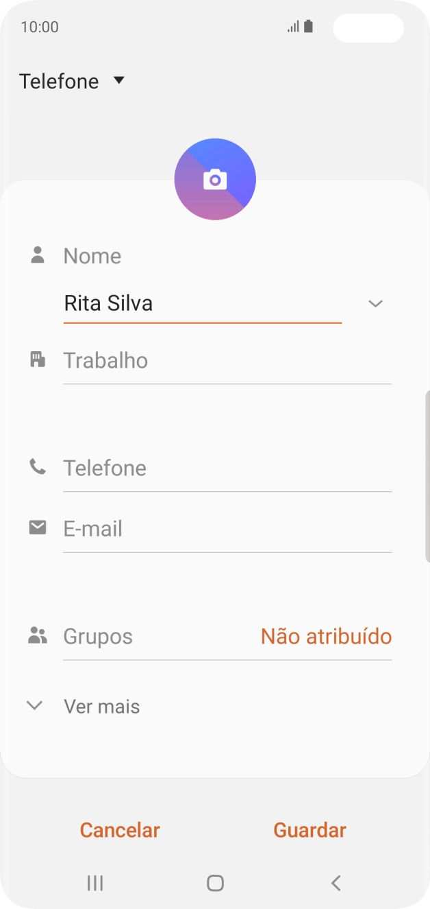 Prima Telefone e introduza o número de telefone pretendido.