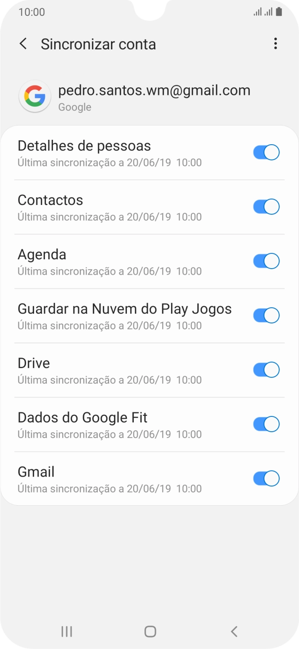 Prima a tecla de início para terminar e voltar ao ecrã inicial.