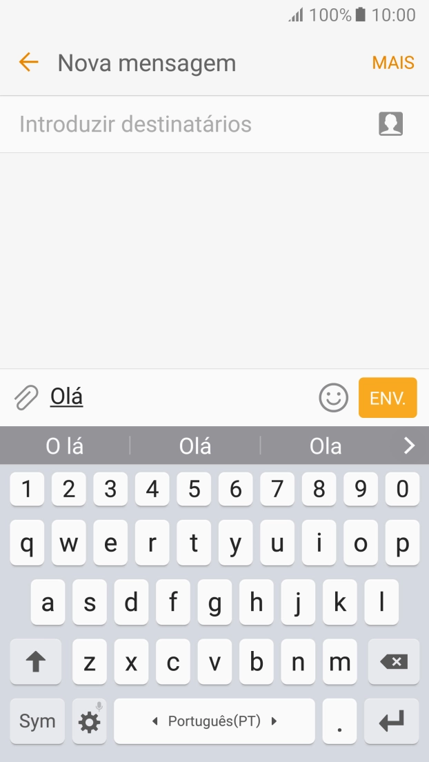As palavras sugeridas são mostradas no ecrã enquanto escreve. Prima a seta para ver mais sugestões de palavras.