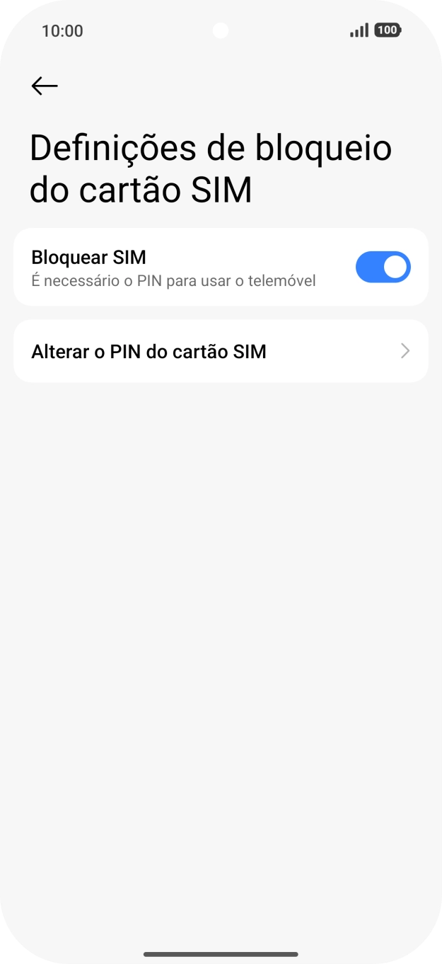 Prima o indicador junto a 