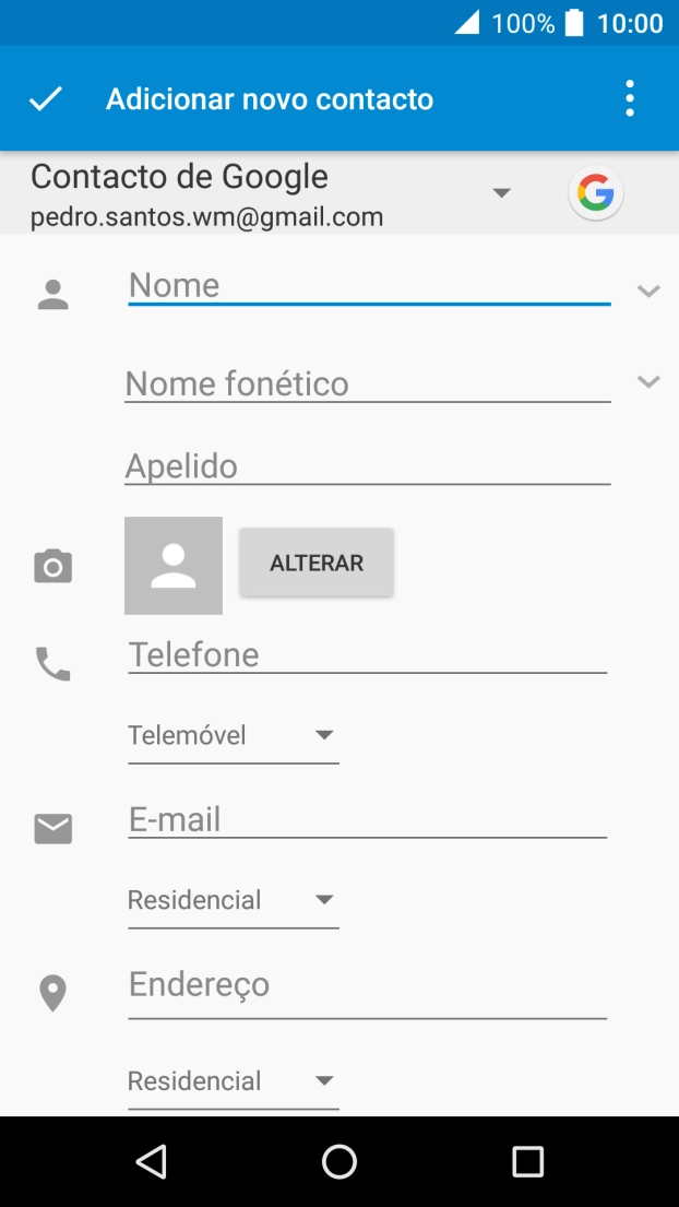 Prima a lista suspensa.