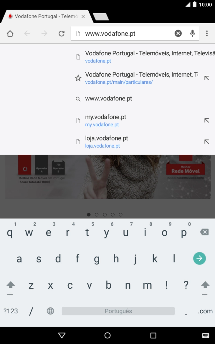 Introduza o endereço da página de Internet pretendida e prima a seta para a direita.